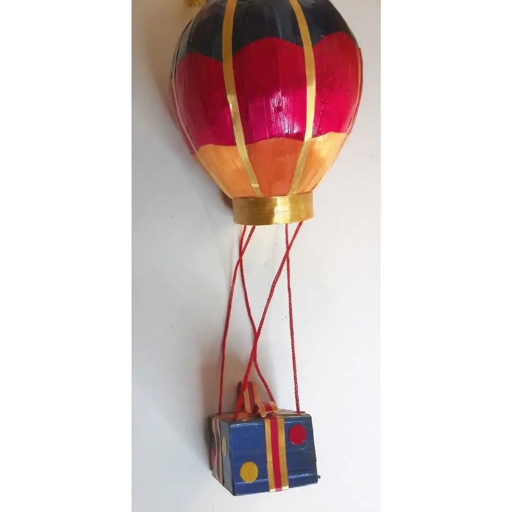 Hot Air Balloon Christmas Ornament Handmade Wheat Straw Colorful Decor